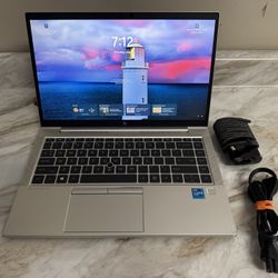 HP Elitebook 840 G8 laptop 16GB Ram 1TB SSD SureView 1000nit Privacy Screen - 1080P IR Camera W11 Pro