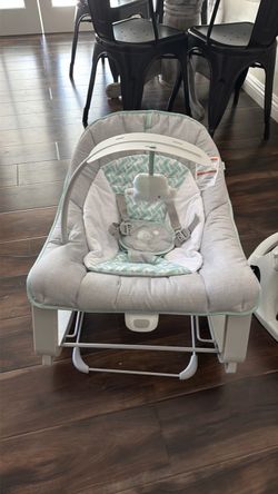 Baby bouncer