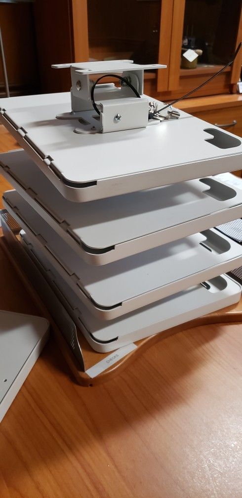 (6) Beelta Tablet Wall Mounts