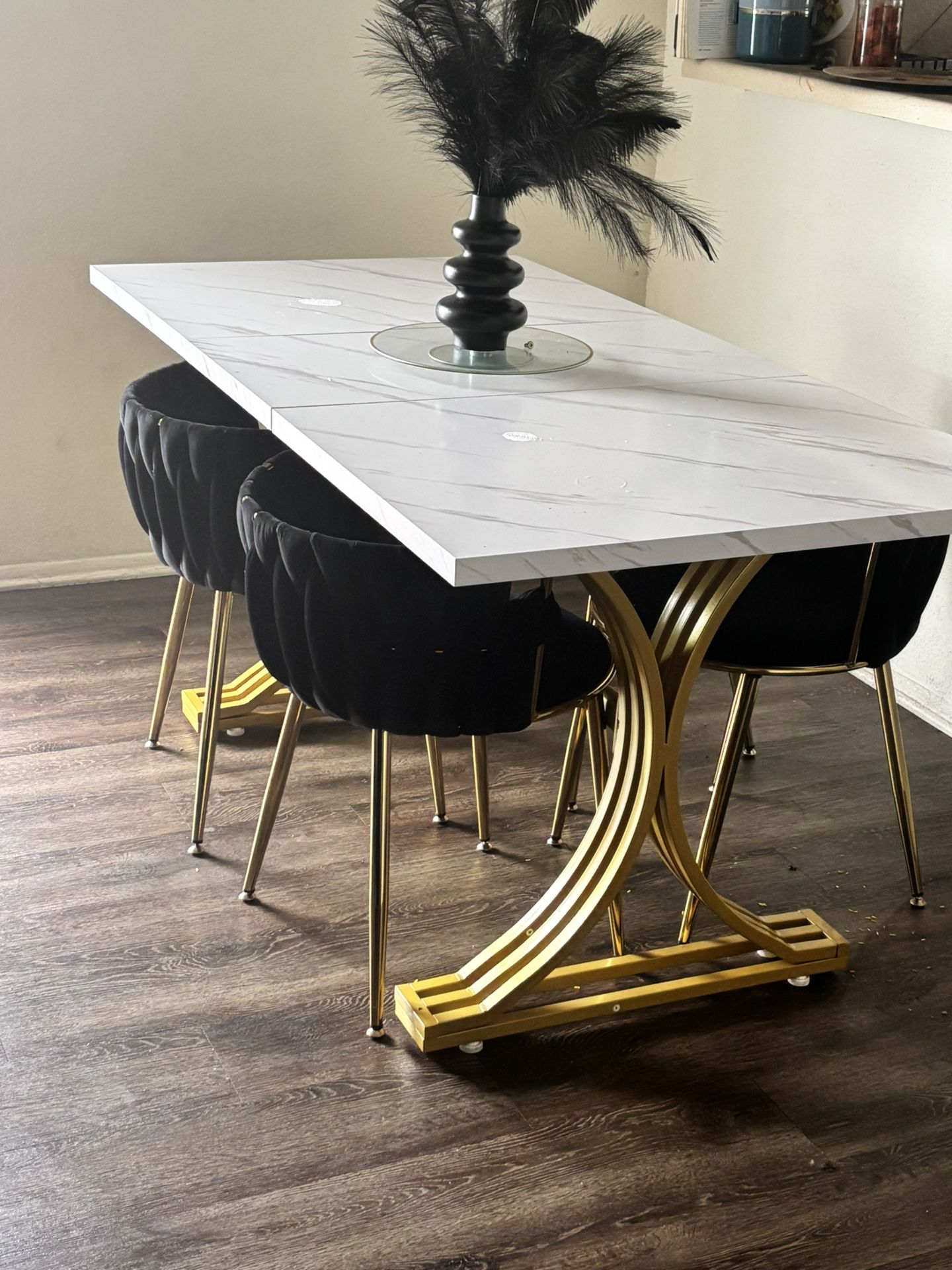 Dining Room Table And Chairs