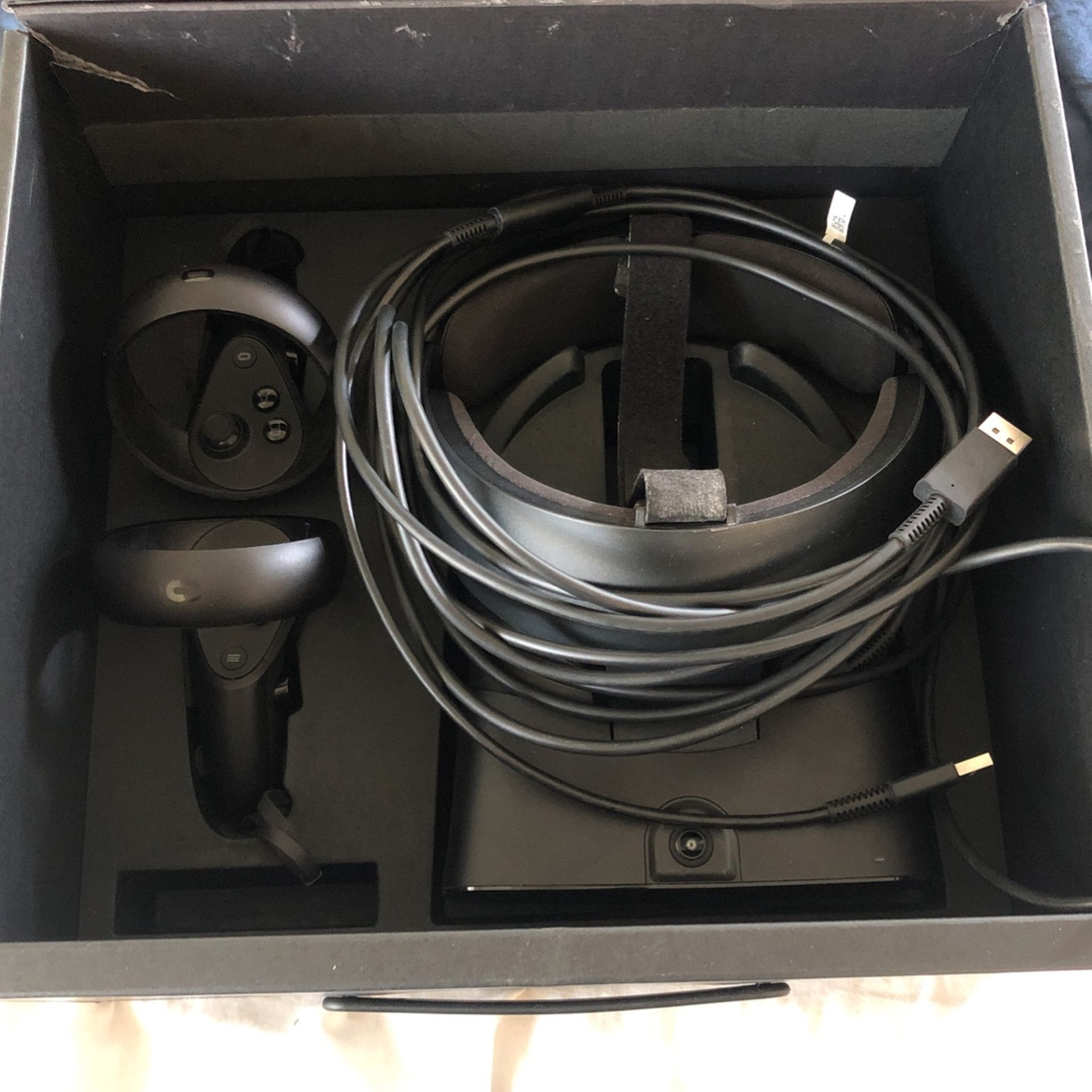 Oculus Rift S - Used Good Condition