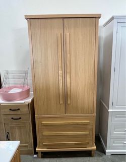 Assembled new 70''H Wooden Kitchen Pantry Cabinet, Storage Cabinet with Adjustable Shelves