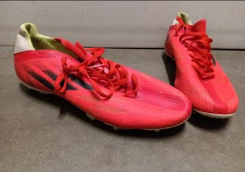 Soccer cleats