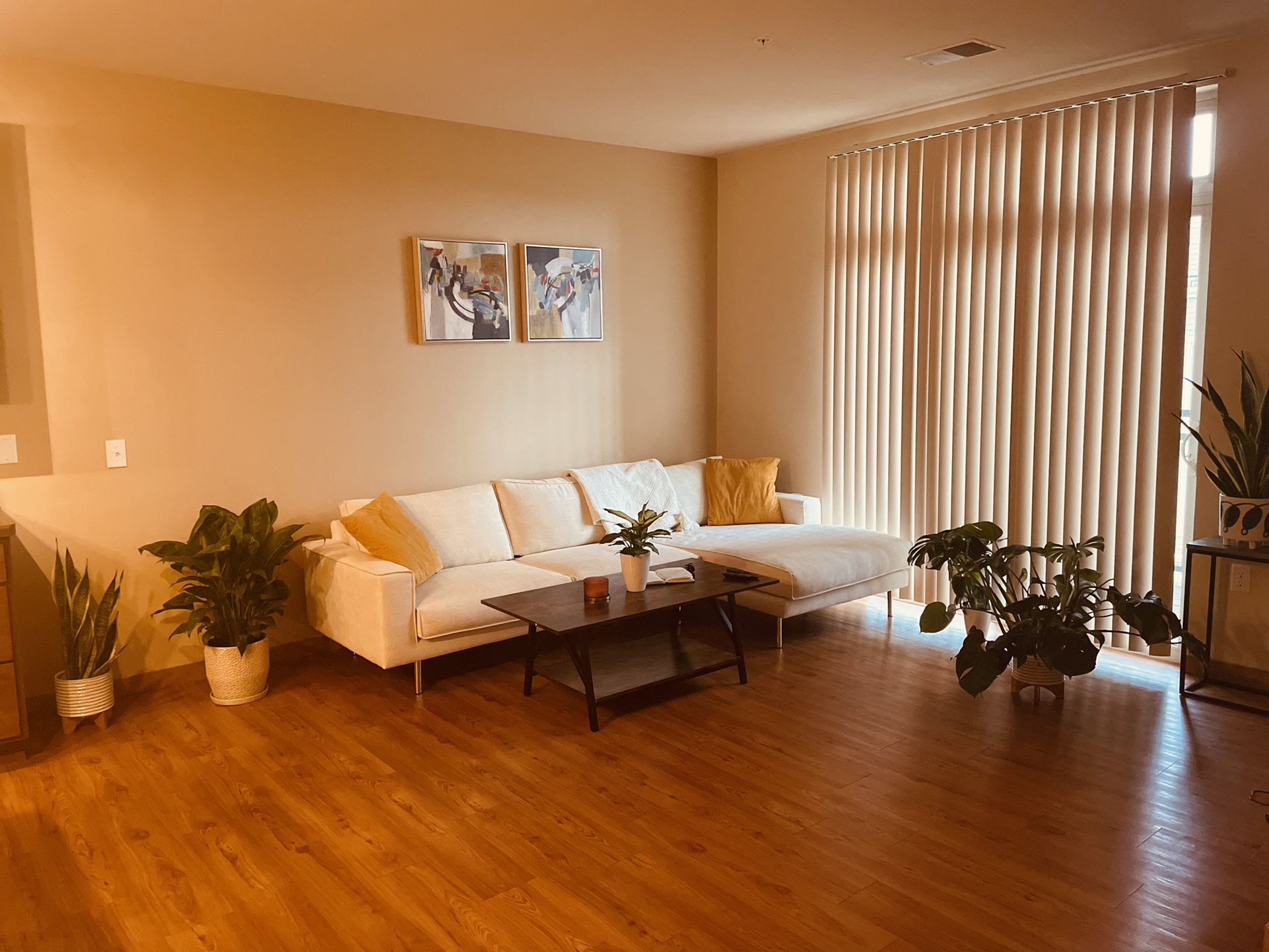 Poly And Bark Right Facing Sectional