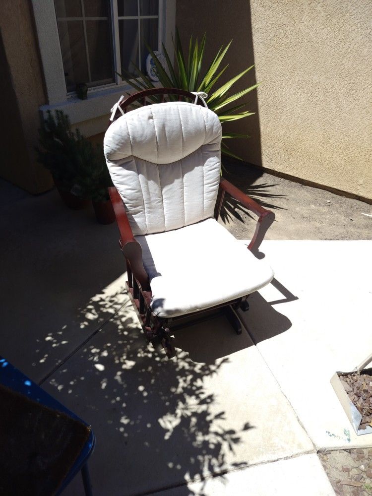 Rocking Chair With Rocking Foot Rest