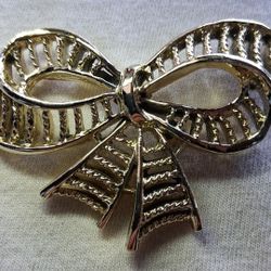Jewerly - Bow - Pin