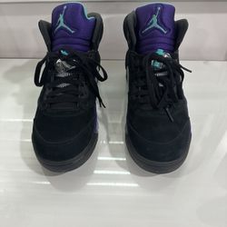 Air Jordan 5 "Black Grape" Size 8