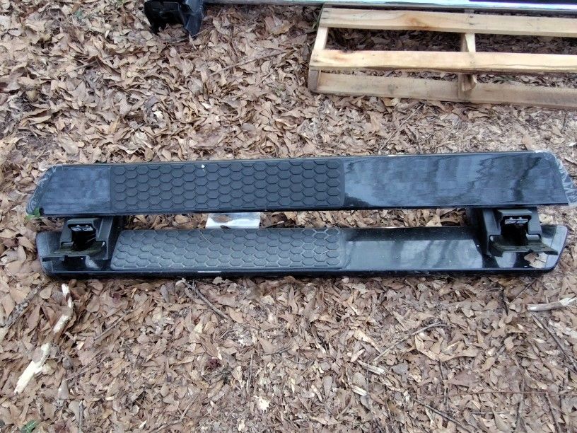 Brand New OEM Black Step Bars For A Regular Cab Ram Will Fit Many Years