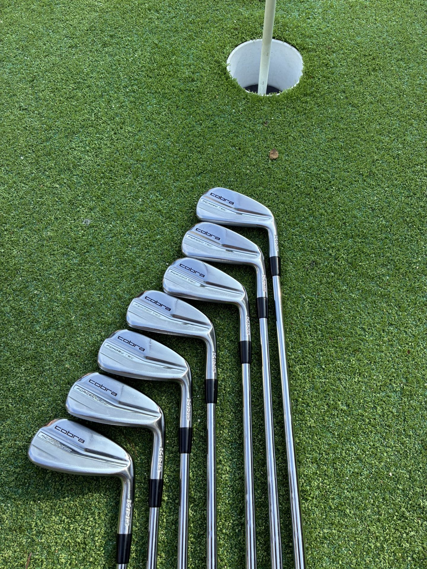 King cobra Forged Tec Irons 4-PW Stiff