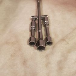Universal Folding Lug wrench