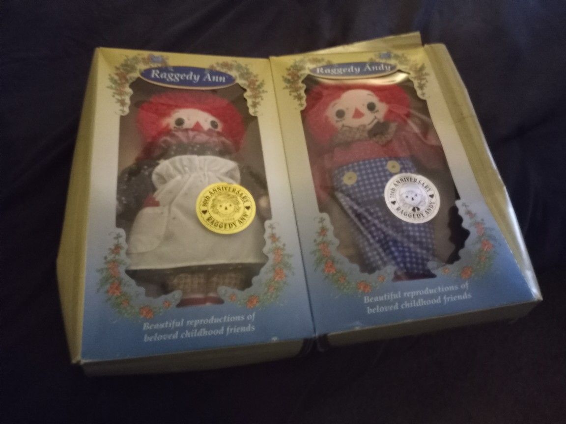 Raggedy ann And Andy. 75th Anniversary. Dolls.