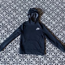 Boy Nike Pull Over Hoodie Size M