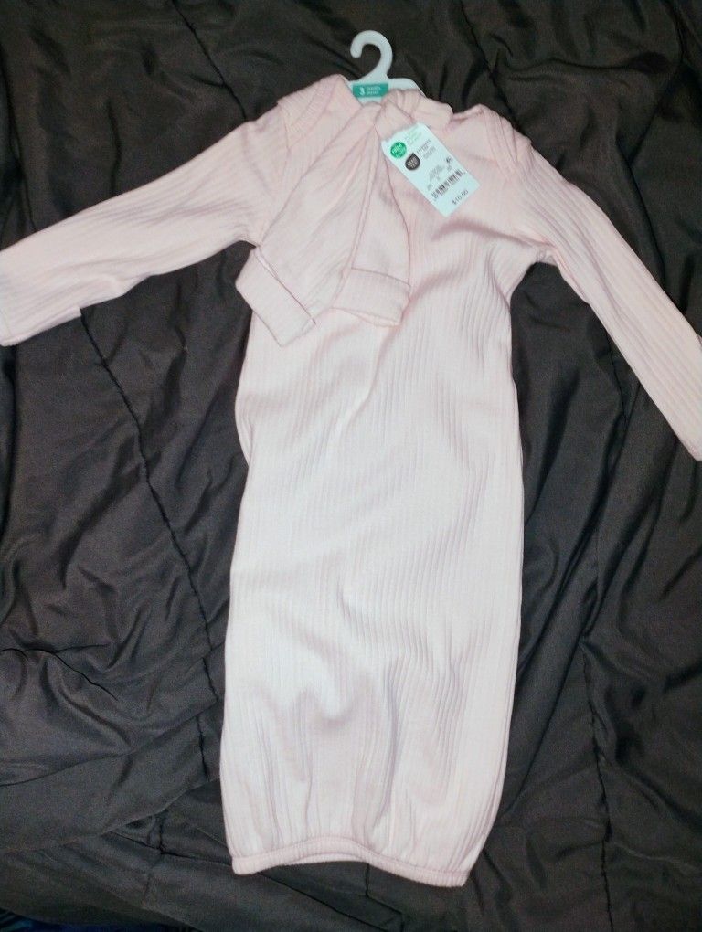 Baby Girls Sleeper Size 3mos New With tags 
