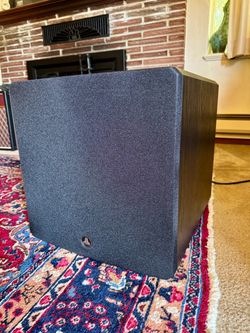 JL Audio E-Sub e112 12” Powered Subwoofer – New Factory Amp