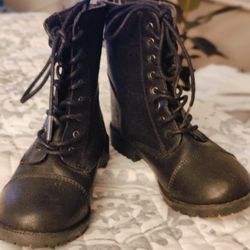 Black Boots