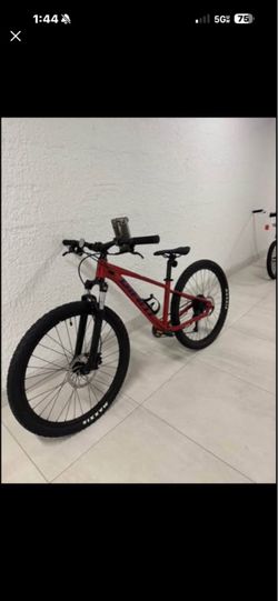 Giant talon hardtail mountain bike.FIRM