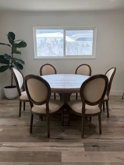 60” Restoration Hardware Dining Table with 6 Chairs