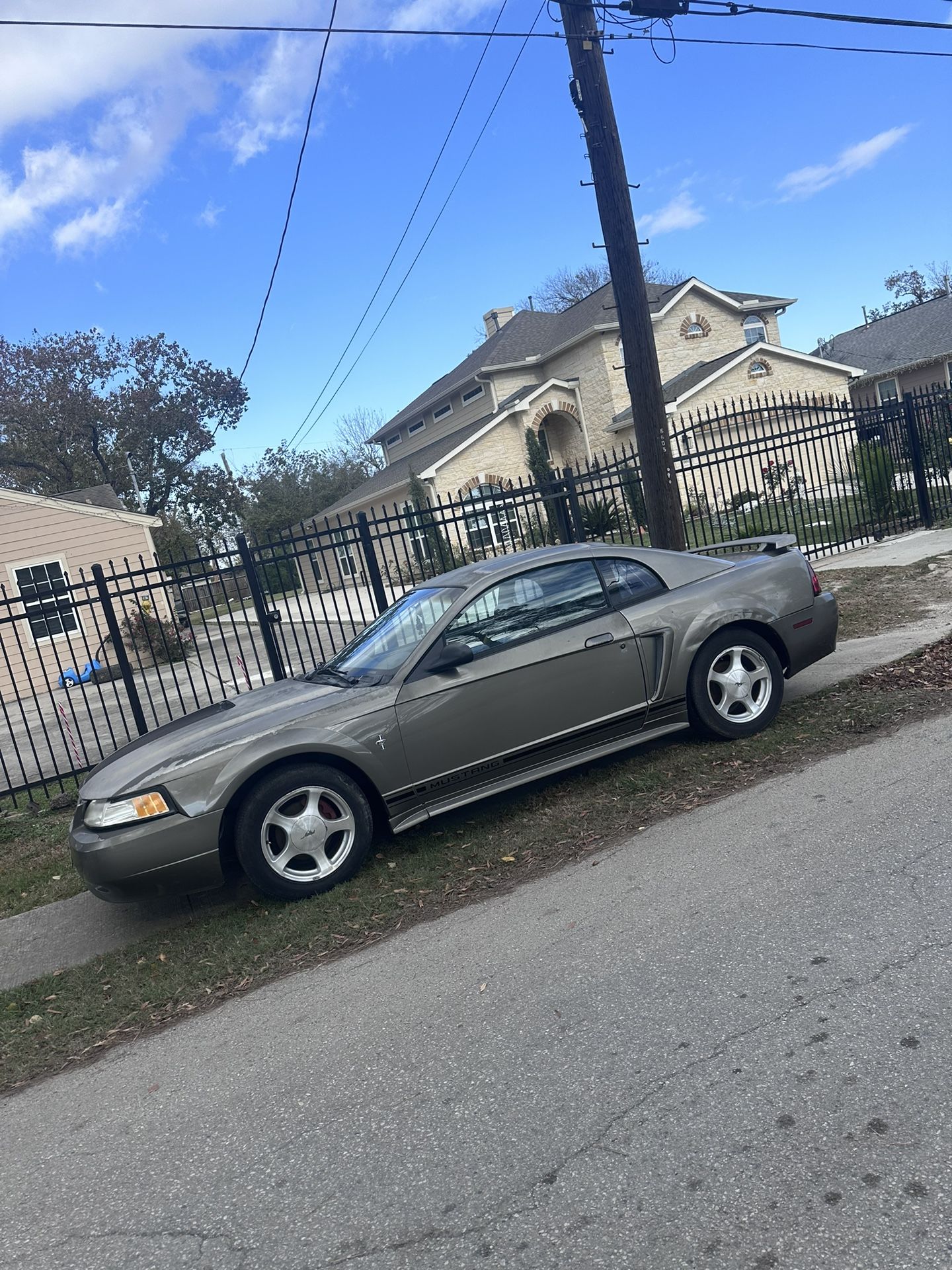 2001 Ford Mustang