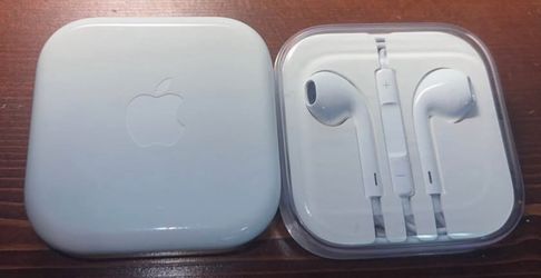 Apple Headphones 