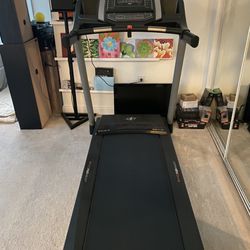 Treadmill -Nordic track 