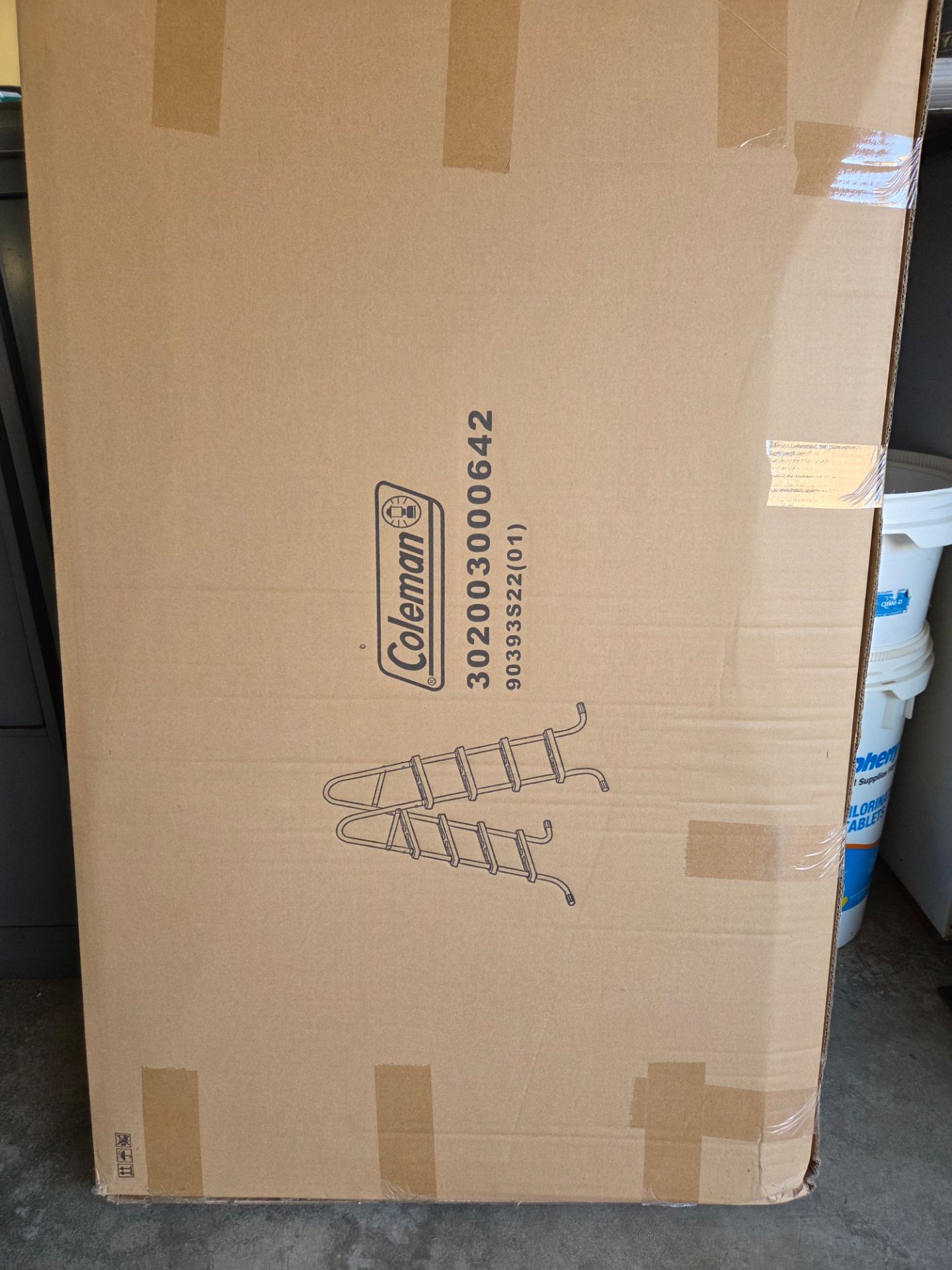 New Coleman 48" Pool Ladder