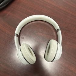 Beats Solo 3 White / Silver