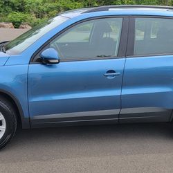 2017 VW Tiguan Limited S 4-Motion AWD ... Excellent Condition!!