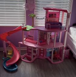 Barbie Dream House with Slide & Pool – Great Condition