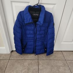 Calvin Klein Women's Puffer Jacket Large