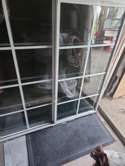 Ventana buenas Condisiones 461/2X 48