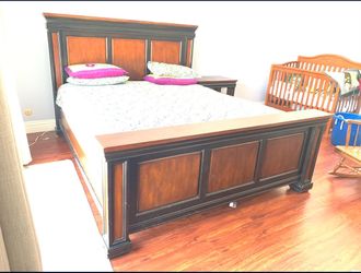 Cal King Size 2 Toned Bed Frame Solid Wood. King size bed set (king size bed, side table and dressing table)