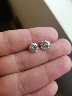 6.13 Carat H SI3 Earrings