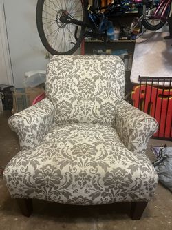 Accent Chair 