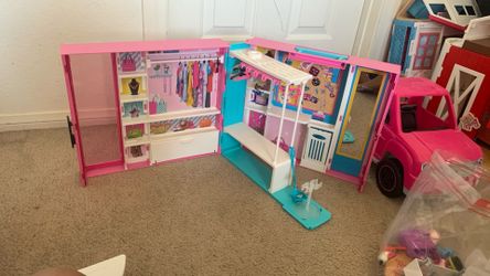 Barbie Closet
