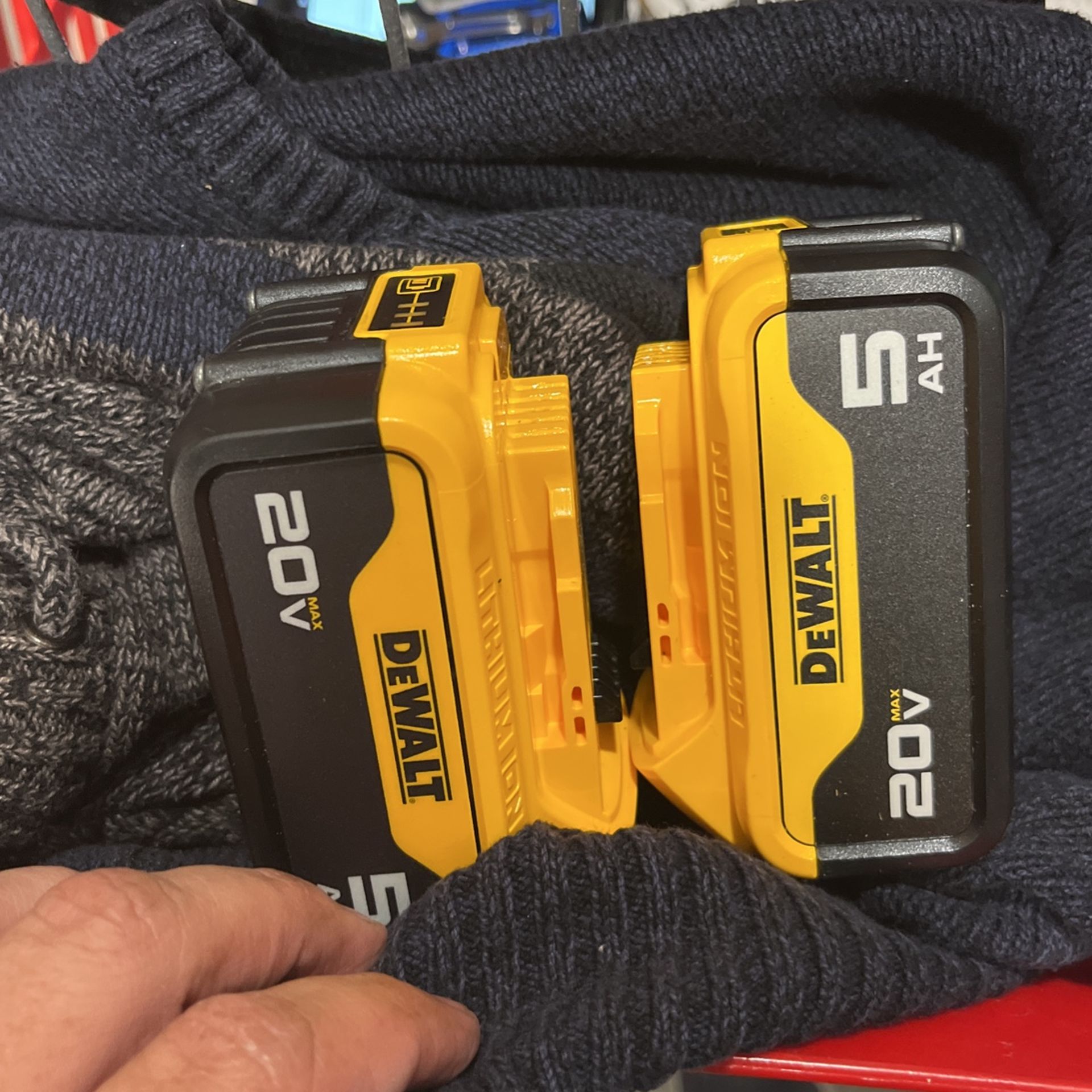 Dewalt   Battery’s 5ah