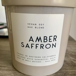 Leoben Co 24 oz  Amber Saffron  Candle