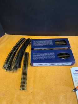 36 pcs of NEW AHM  HO TRACK