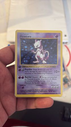 First edition shadowless Mewtwo replica
