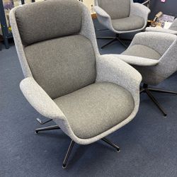 Cozy Captain’s chairs (set Of 4)