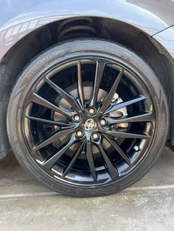 OEM Toyota Camry 19in wheels 5x114.3 (5x4.5) Tires 245/40r19 Avalon crown rav4 Lexus Es Gs is rc etc