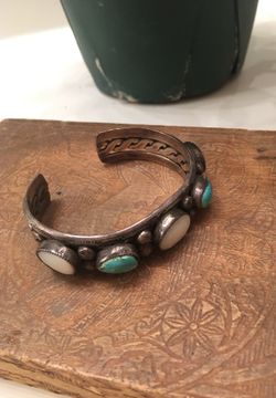 BEAUTIFUL VINTAGE TURQUOISE BRACELET