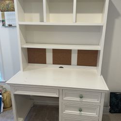 Desk And Hutch Set 