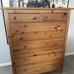 6 Drawer Wood Dresser 