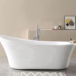 Brand New Freestanding Tub 70”