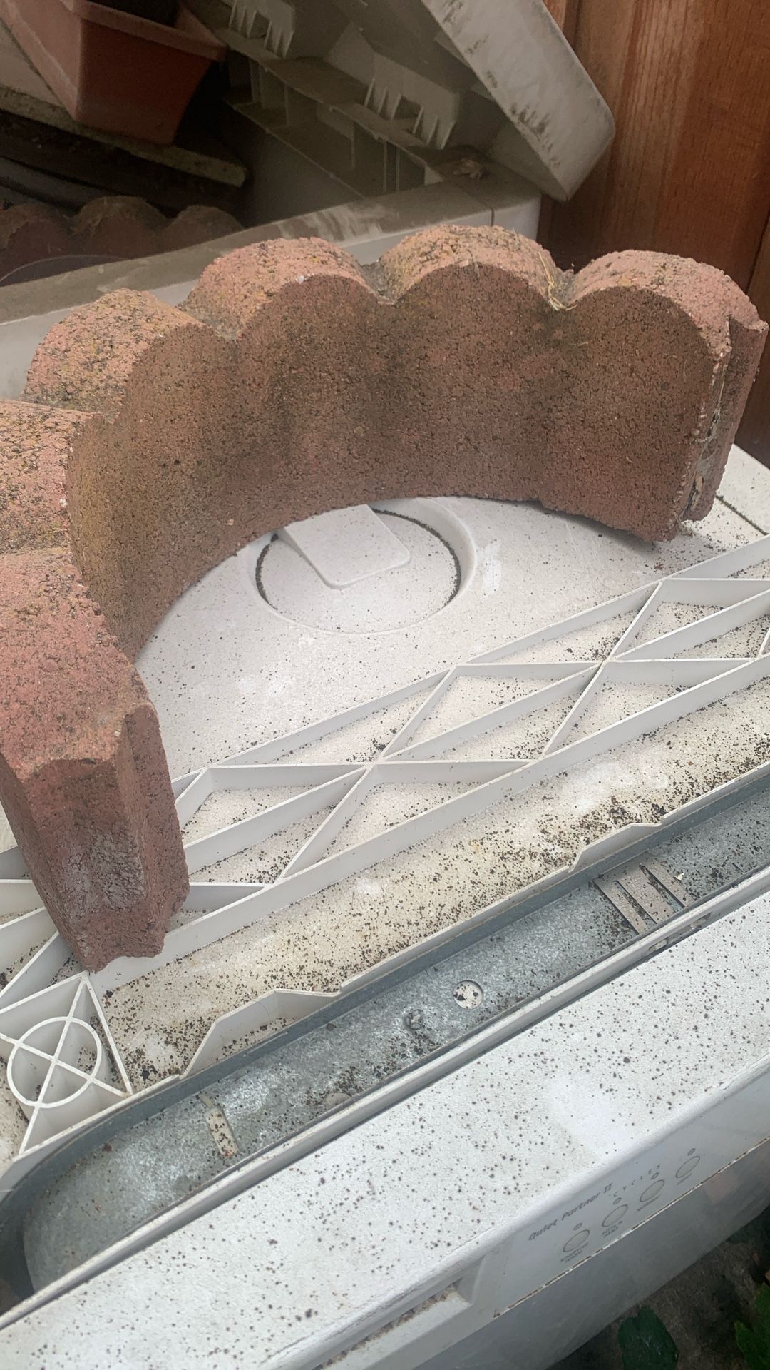 1/2 ROUND PPLANT COVERS 