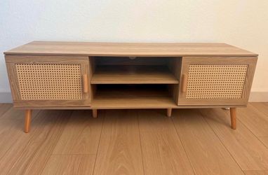 Super cute rattan modern, tv stand.