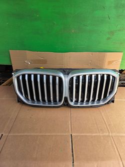 GRILLE AND  SHUTTER AIR FLAPS  X5 BMW X5 2019 2020 2021 2022 2023 OEM