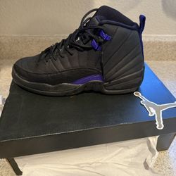 Jordan 12 Retro size 6.5Y