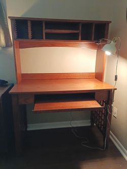 Cool little desk