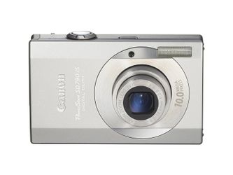 Canon camera.... Like new works amazing